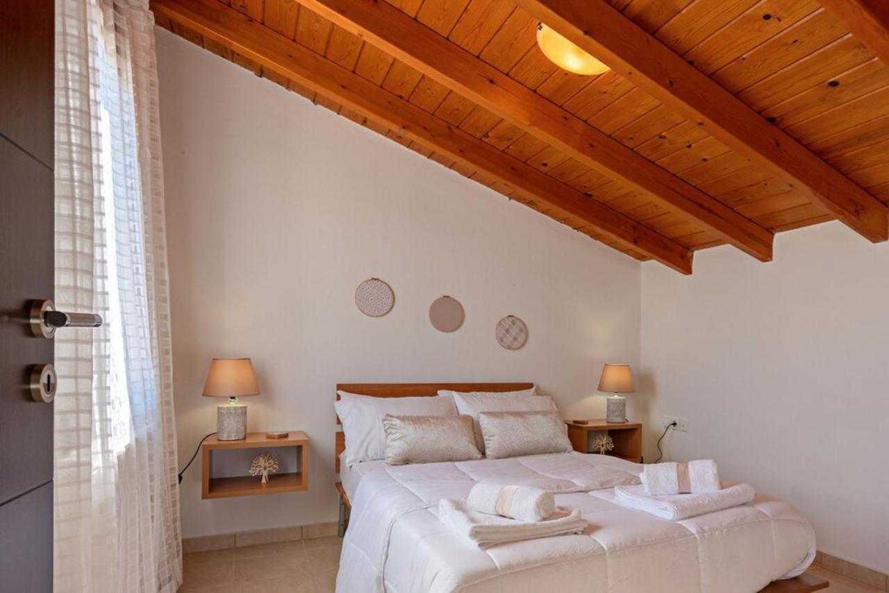 Villa Ellovos With Private Pool Rethymno Exteriör bild